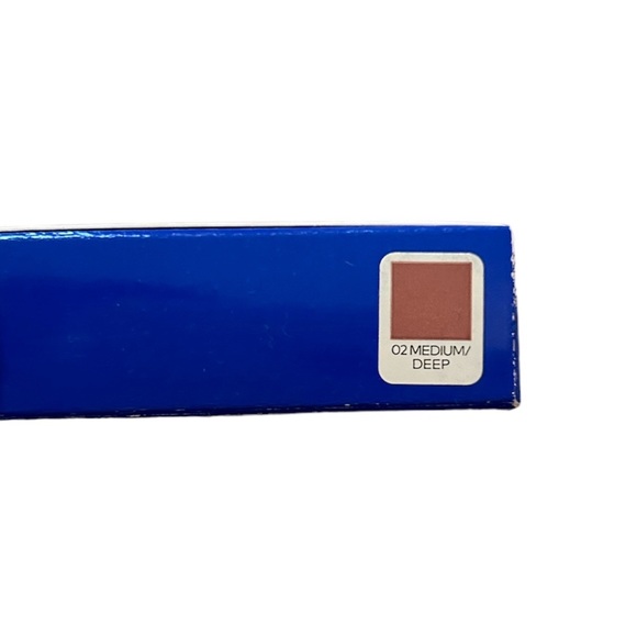 Estée Lauder The Barest Bronzer The Estee Edit by Estée Lauder 02 Medium/Deep - Picture 4 of 5